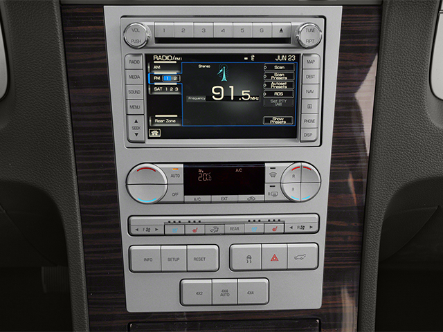 2013 Lincoln Navigator L Base DP
