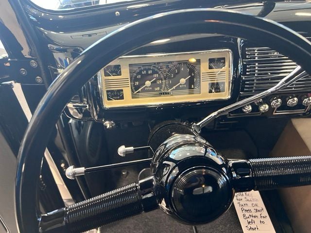 1940 Ford BUSINESS COUPE