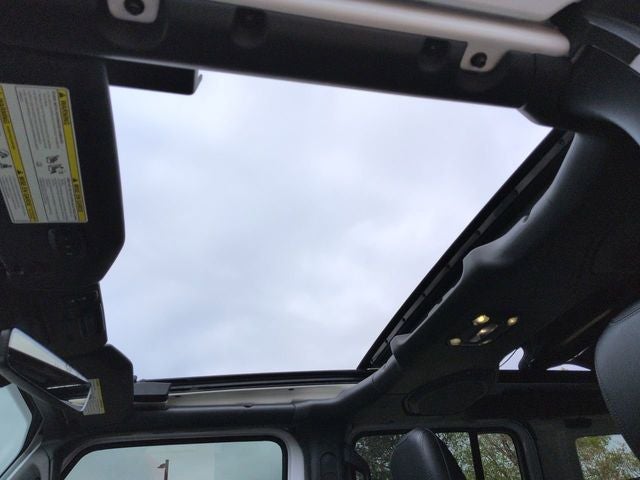 2022 Jeep Wrangler Unlimited Sahara High Altitude 4WD DP