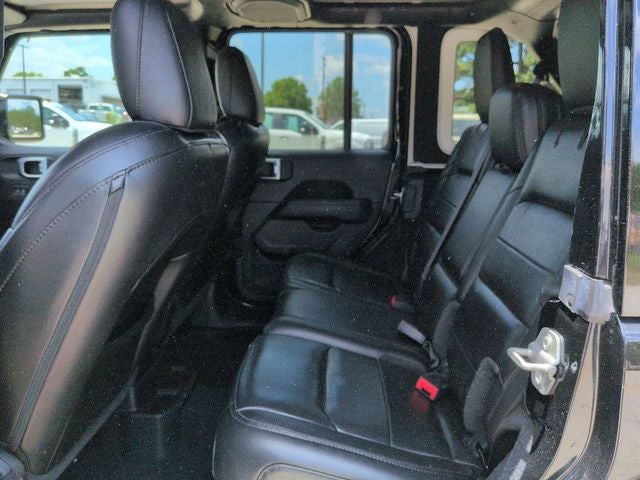 2020 Jeep Wrangler Unlimited Sahara Altitude