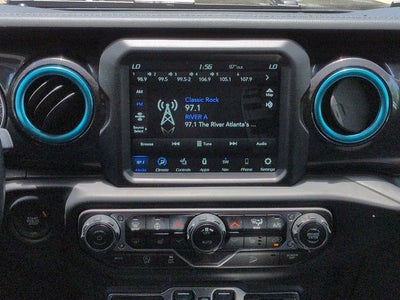 2020 Jeep Wrangler Unlimited Sahara Altitude