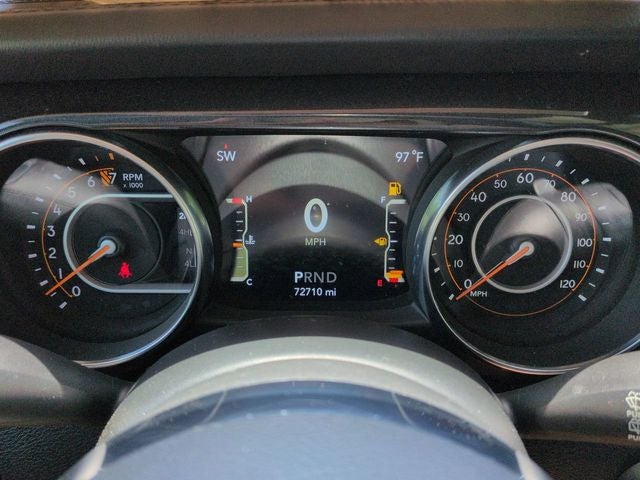 2020 Jeep Wrangler Unlimited Sahara Altitude