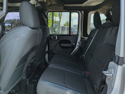 2023 Jeep Wrangler Rubicon 4xe 4WD