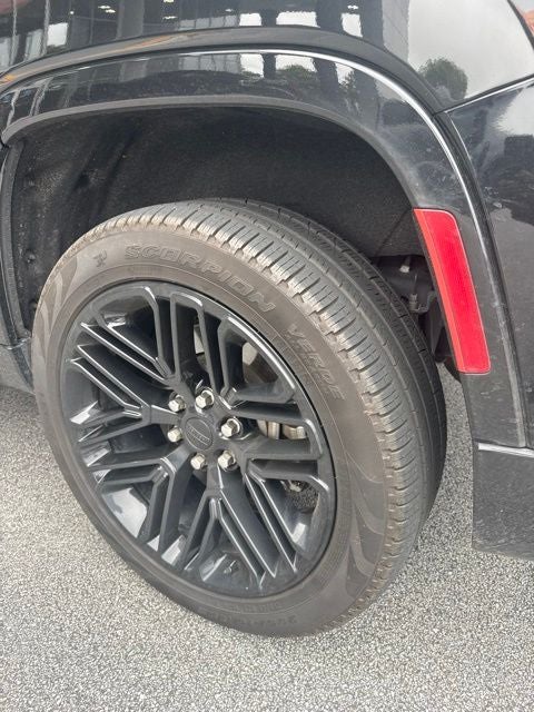 2024 Jeep Wagoneer Series II 4WD Carbide