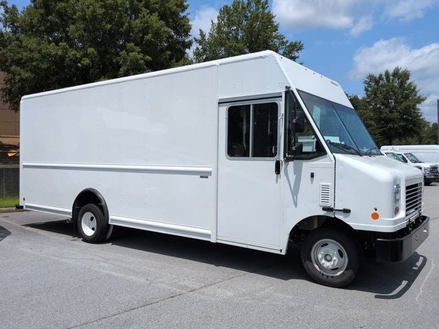2027 Ford E-450SD Base