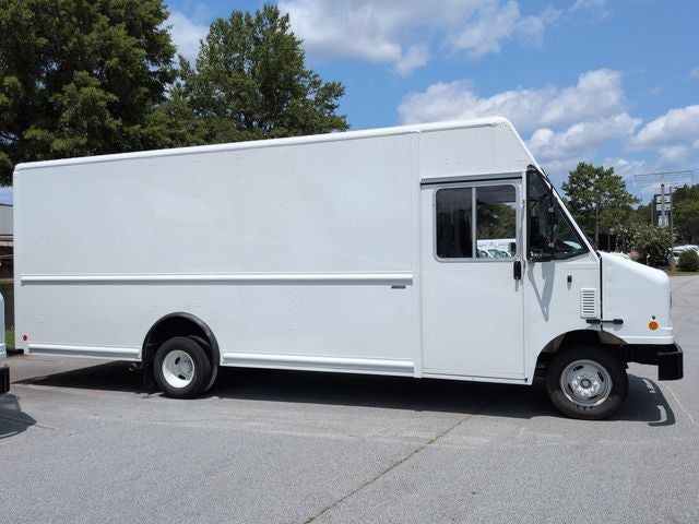 2027 Ford E-450SD Base