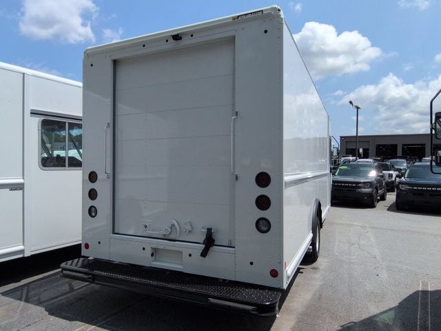 2027 Ford E-450SD Base