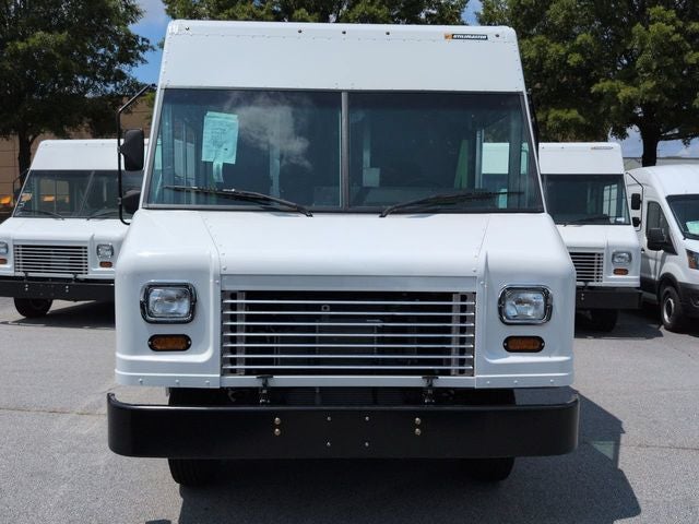 2027 Ford E-450SD Base
