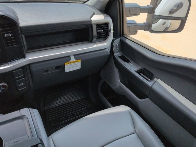 2026 Ford F-450SD Lariat DRW