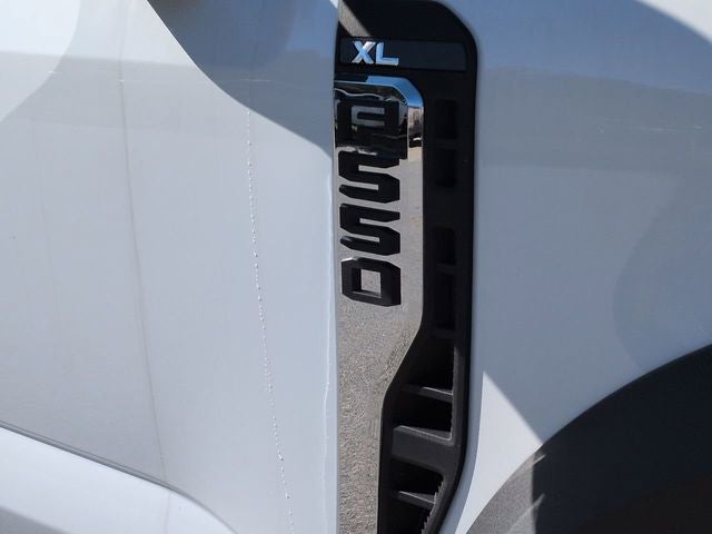2025 Ford F-550SD XL DRW