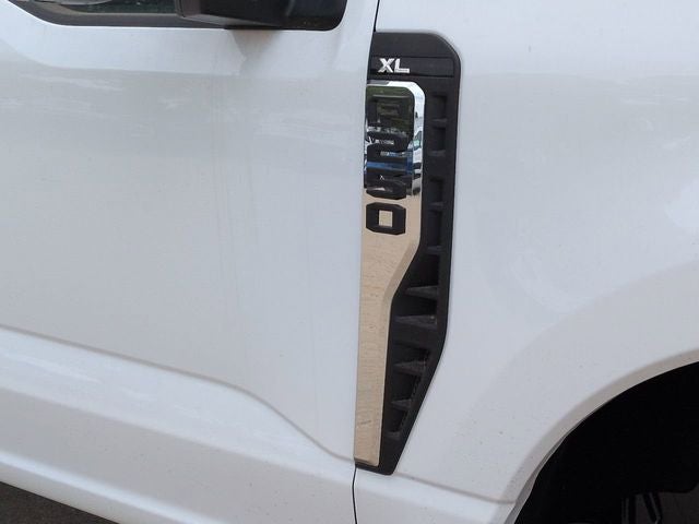 2026 Ford F-250SD XL 4WD FX4 Service Body
