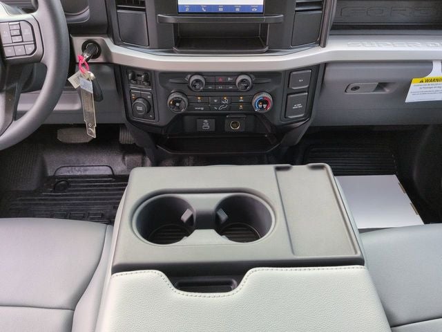 2025 Ford F-350SD XL DRW