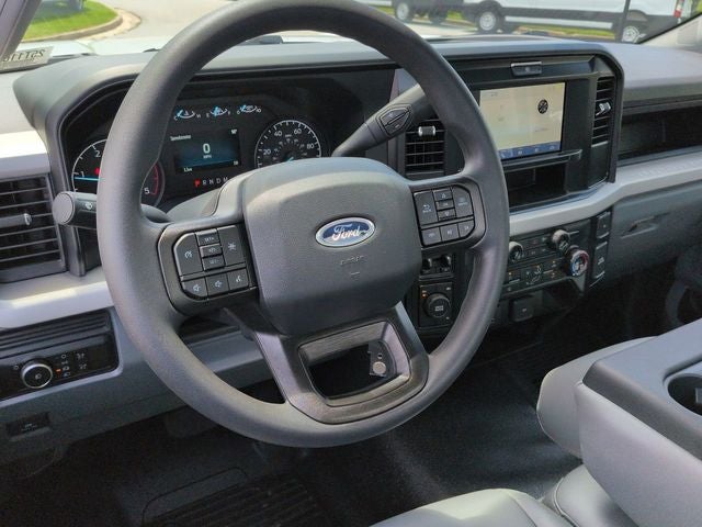 2025 Ford F-600SD XL