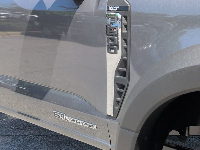 2026 Ford F-600SD XLT