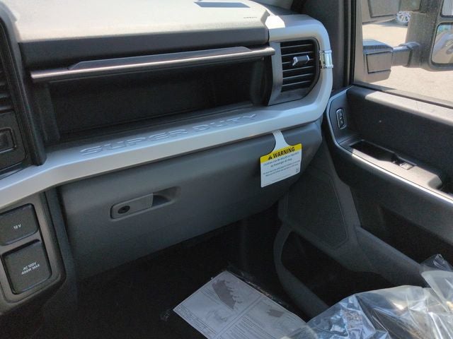 2026 Ford F-600SD XLT
