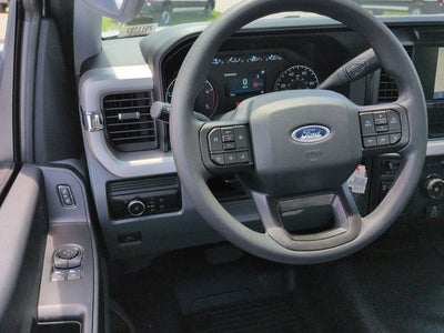 2025 Ford F-600SD XL