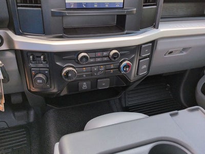 2025 Ford F-600SD XL