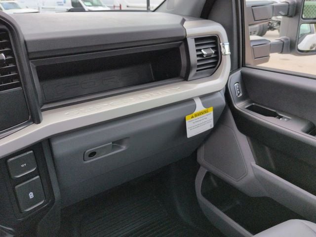 2026 Ford F-600SD XL