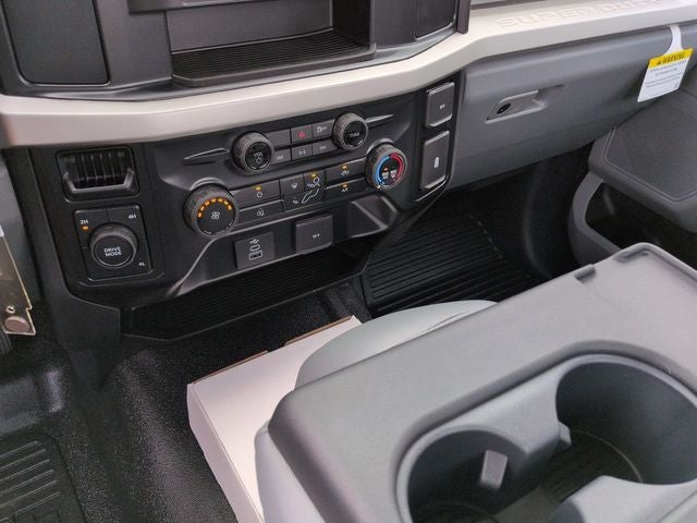 2026 Ford F-600SD XL