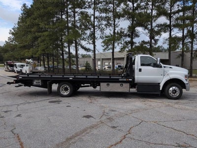 2025 Ford F-650SD Base