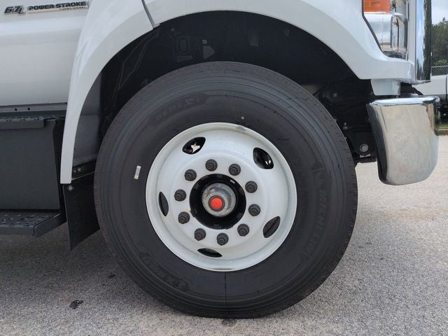 2026 Ford F-750SD Base