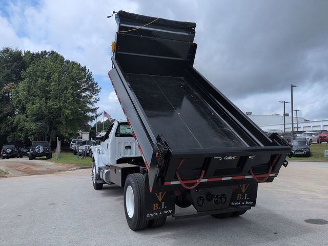 2026 Ford F-750SD Base