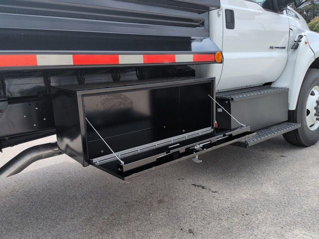 2026 Ford F-750SD Base