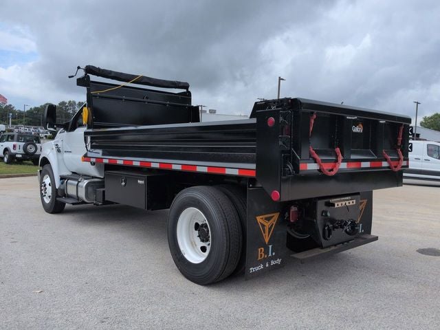 2026 Ford F-750SD Base