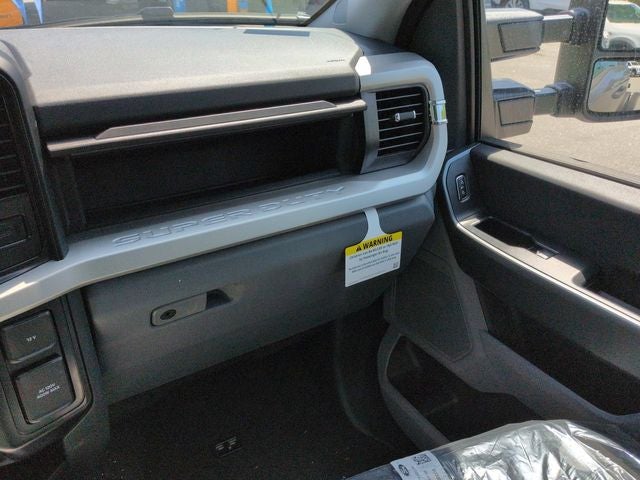 2026 Ford F-550SD XLT DRW
