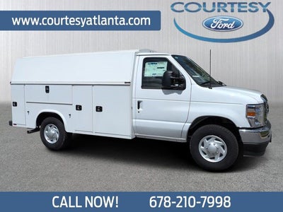 2026 Ford E-350SD Base Cutaway
