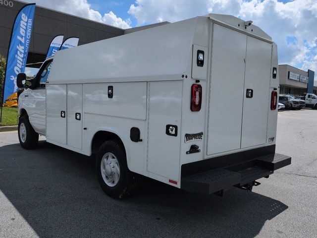 2026 Ford E-350SD Base Cutaway