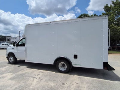 2027 Ford E-350SD Base Cutaway