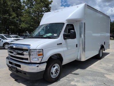 2027 Ford E-350SD Base Cutaway