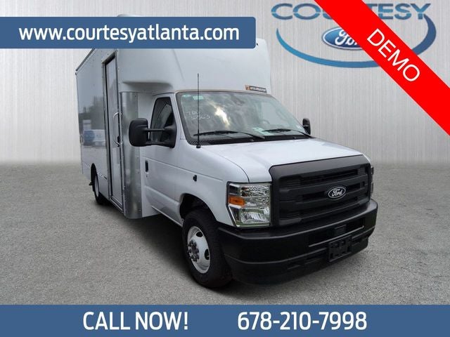 2026 Ford E-350SD Base Cutaway