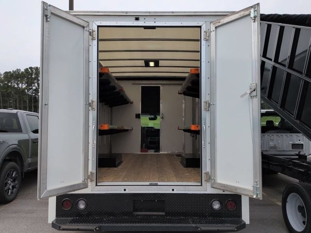 2026 Ford E-350SD Base Cutaway