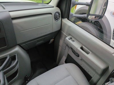 2026 Ford E-350SD Base Cutaway