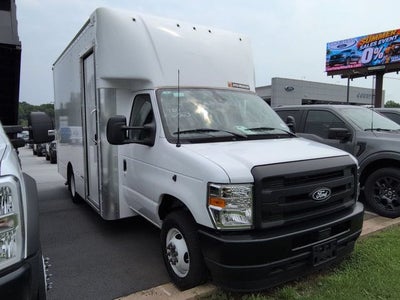 2026 Ford E-350SD Base Cutaway