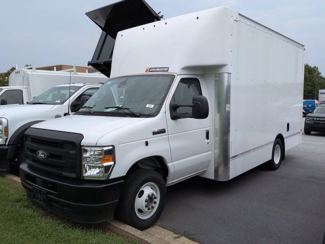 2026 Ford E-350SD Base Cutaway