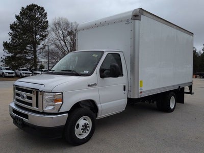 2025 Ford E-350SD Base Cutaway