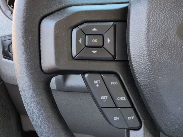 2025 Ford E-350SD Base Cutaway