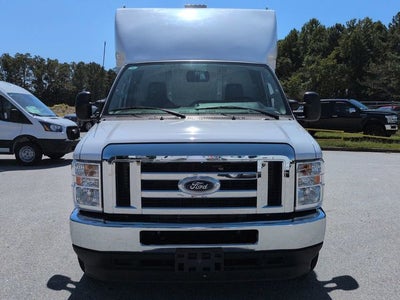 2025 Ford E-350SD Base Cutaway