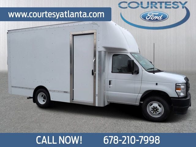 2026 Ford E-350SD Base Cutaway