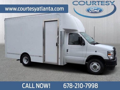 2026 Ford E-350SD Base Cutaway
