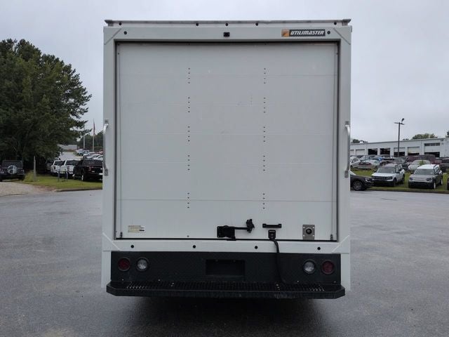 2026 Ford E-350SD Base Cutaway