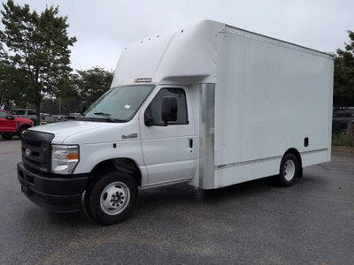 2026 Ford E-350SD Base Cutaway