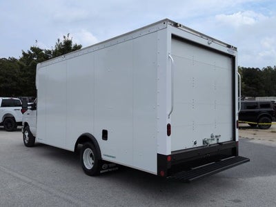 2027 Ford E-350SD Base Cutaway