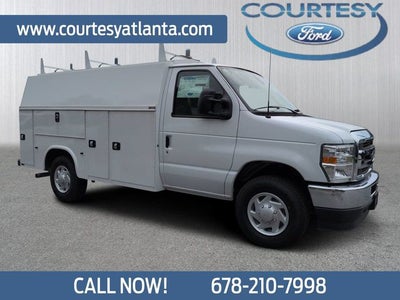 2026 Ford E-350SD Base Cutaway