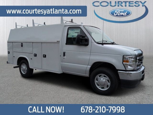 2026 Ford E-350SD Base Cutaway