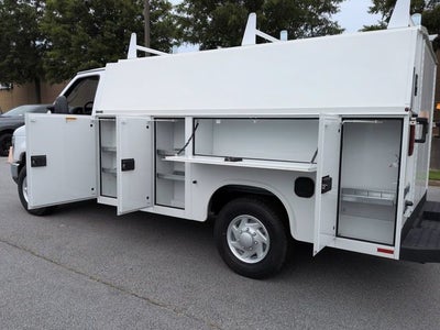 2026 Ford E-350SD Base Cutaway