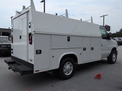 2026 Ford E-350SD Base Cutaway